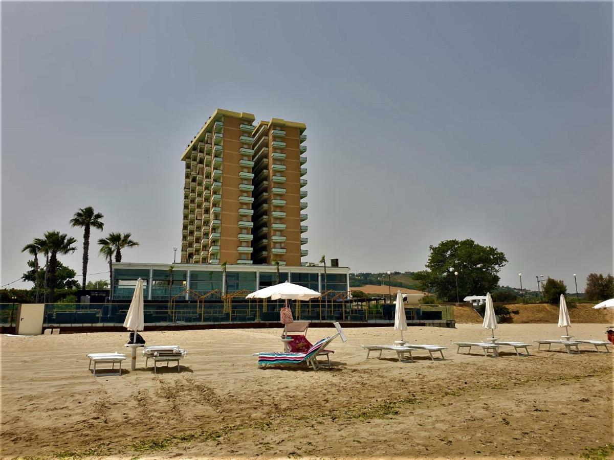 Interno 132 Apartment Porto San Giorgio Exterior foto